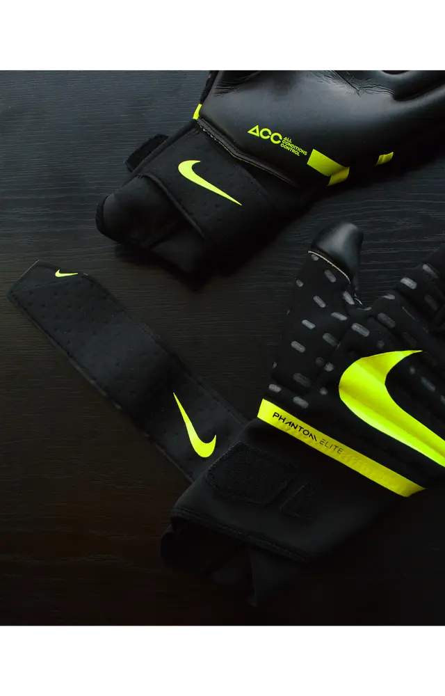 Nike Phantom Elite Recharge