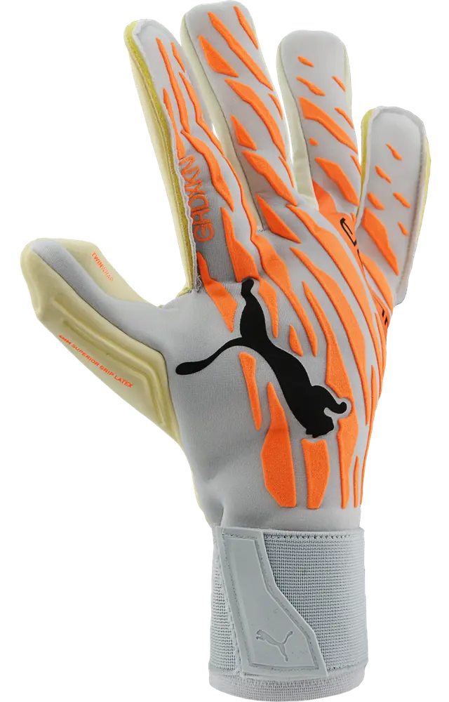 PUMA ULTRA Instinct Hybrid Pro Grip 1