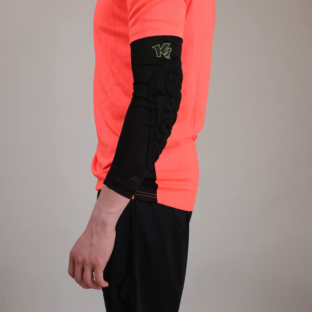 KEEPERsport Elbow Guards PowerPadded Kids