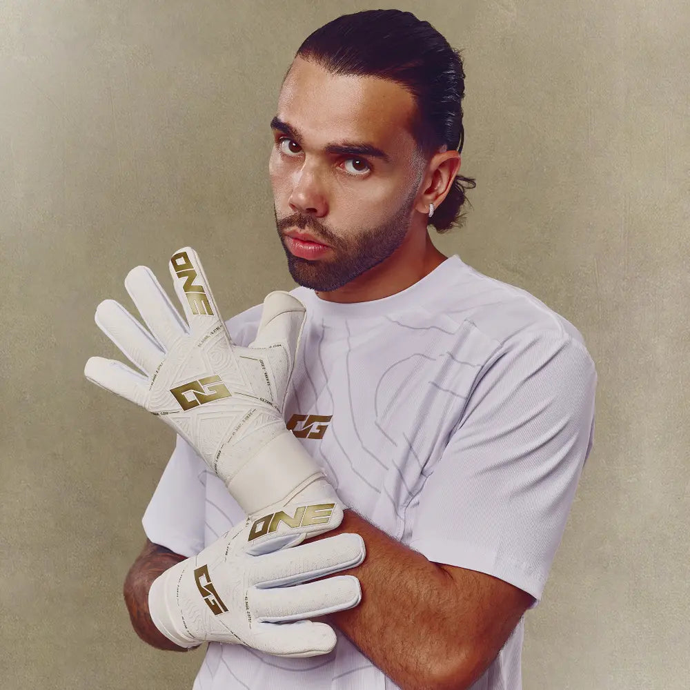 One Glove OG1 David Raya Signature