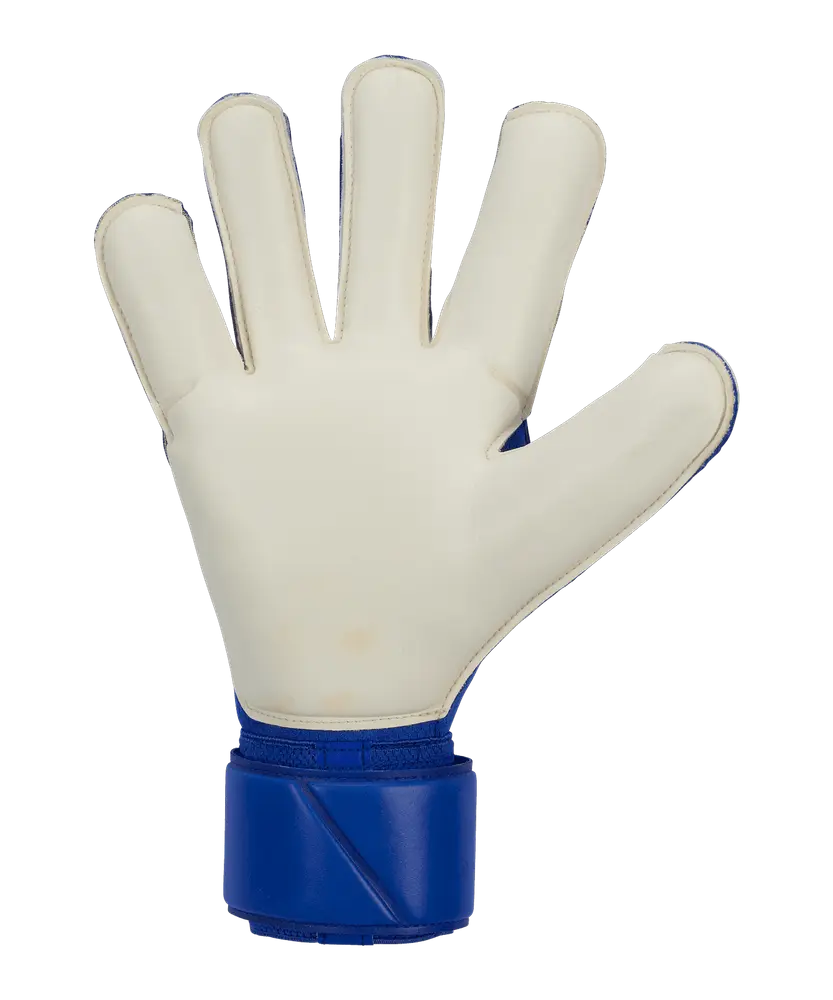 Nike Grip3 Attack Pack