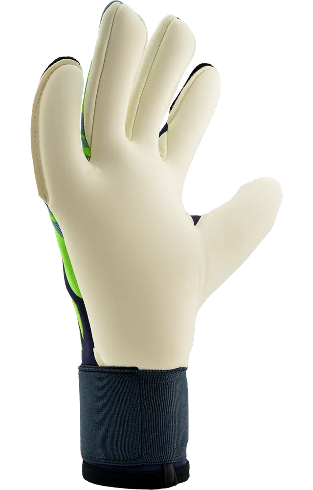 PUMA ULTRA Grip 1 Hyprid Pro Under the Lights