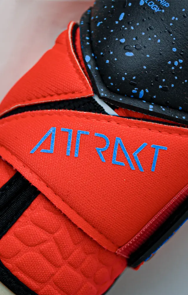 Reusch Attrakt Fusion Guardian AdaptiveFlex Electric Red