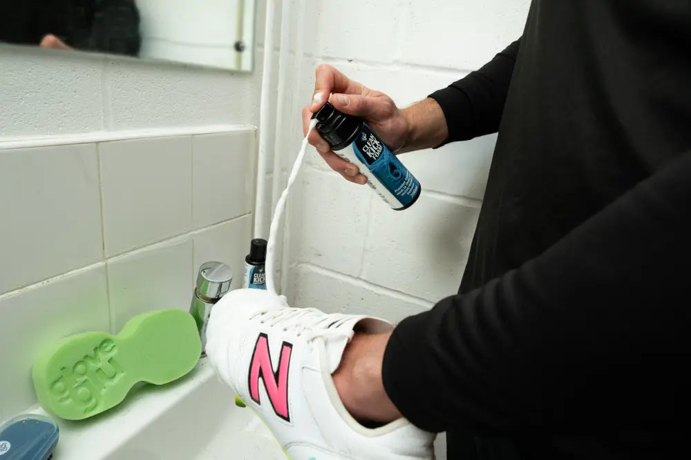 Glove Glu Clean Kick Foam Trainingzubeh