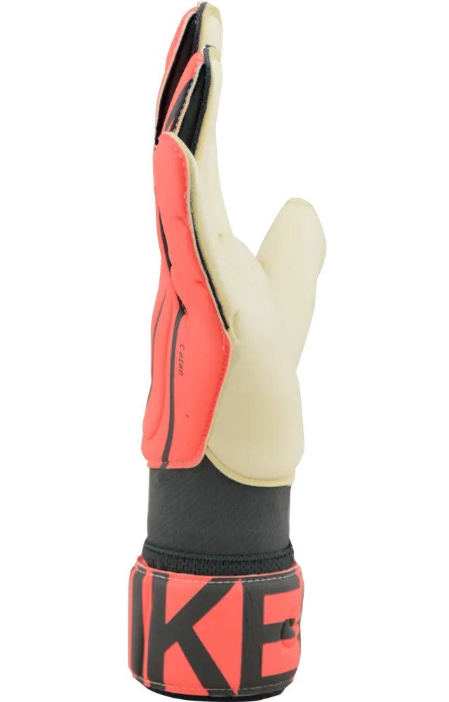 Nike Grip 3